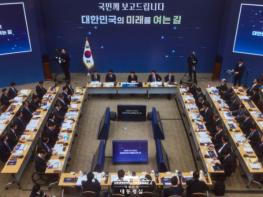 이재명 대통령 '노동자들 권익 보호에 최선 다해 달라' 기사 이미지