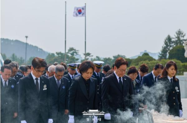이재명 대통령 '대결과 긴장의 서해 끝내고 공동 성장·번영 새 역사 온 힘'